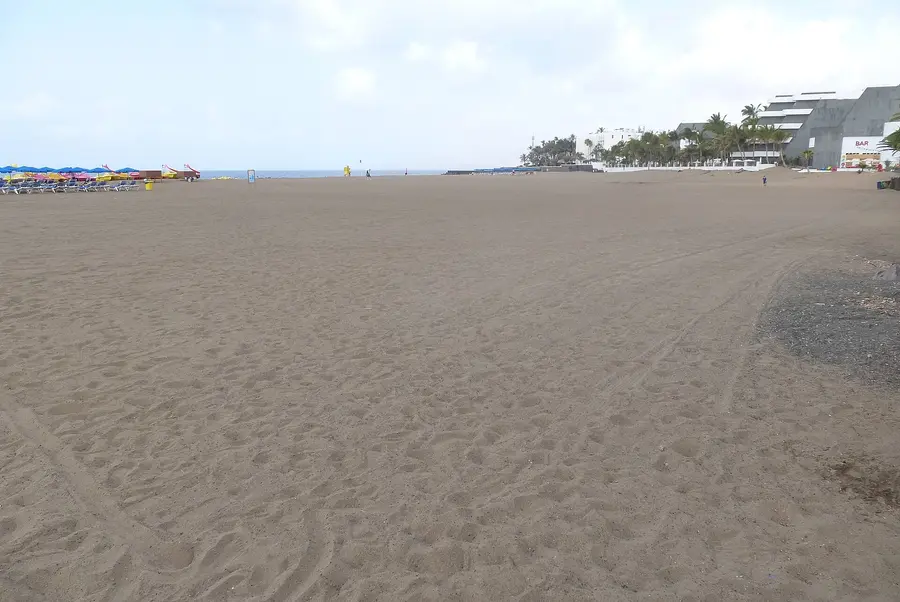 Lanzarote, Puerto del Carmen, Playa Grande